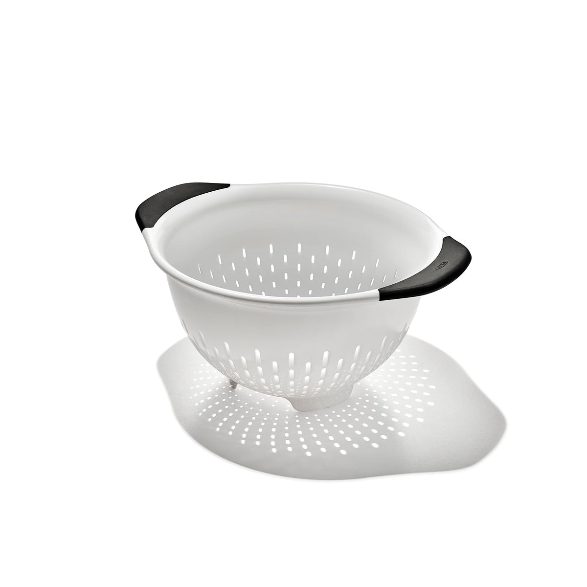 OXO Good Grips Plastic Strainer - 3 Qt Capacity, White