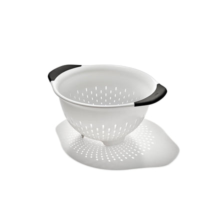 OXO Good Grips Plastic Strainer - 3 Qt Capacity, White