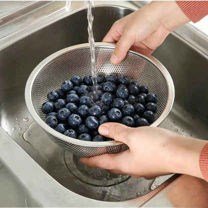 2 Pack Stainless Steel Colander Berry Colanders Baskets,Metal Strainer Colander, Micro-Perforated & Elevated Feet for Draining Food Vegetable Fruit (8.85"x8.85"x2.95")