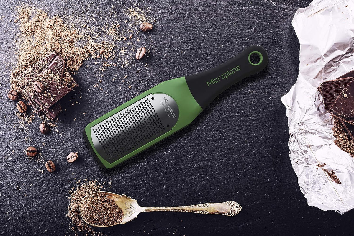 Microplane Artisan Series Parmesan Cheese Grater and Zester (Fine, Green)